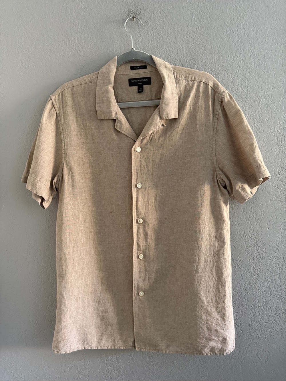 Banana Republic Men’s Linen Shirt Button Up – Short Sleeve Summer Shirt Size M - Picture 2 of 5